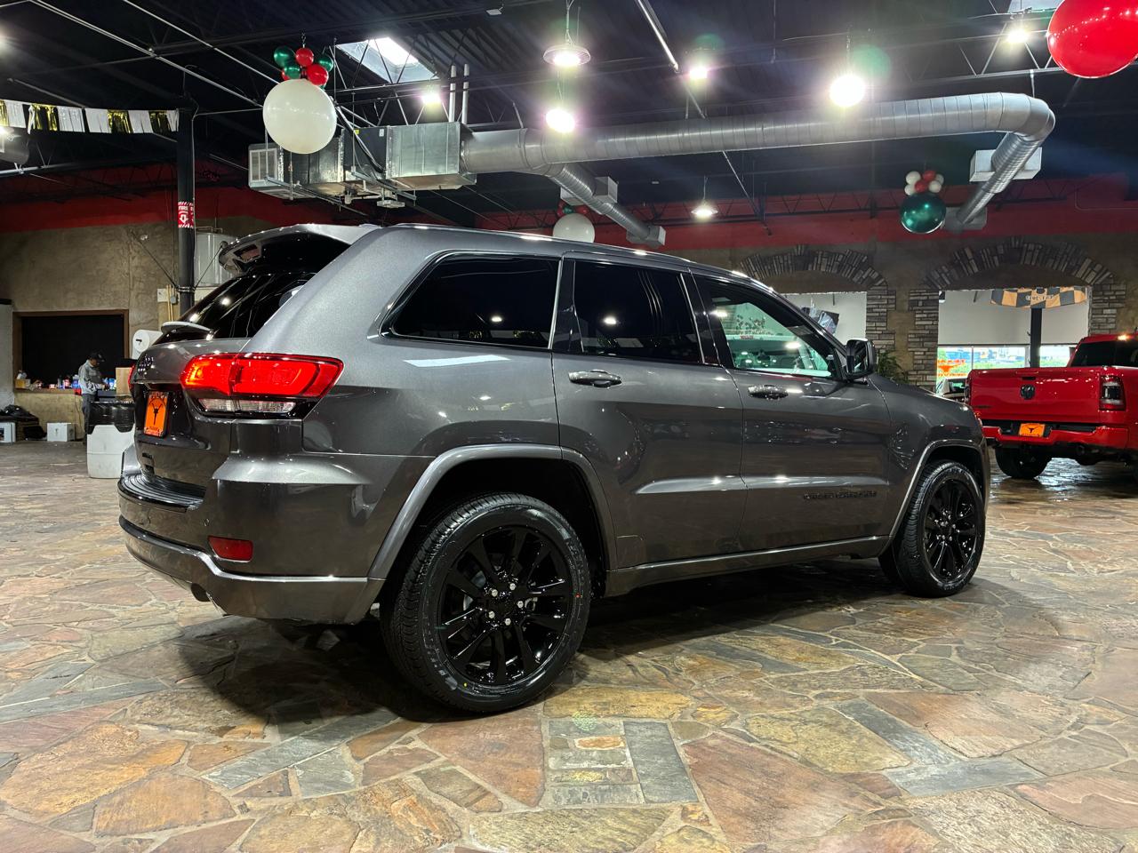 Jeep Grand Cherokee Altitude 4x2 *Ltd Avail* 2018