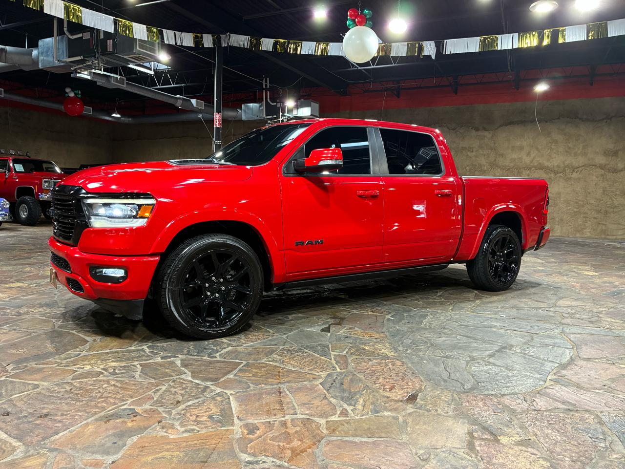 RAM 1500 Laramie 4x2 Crew Cab 5'7" Box 2020