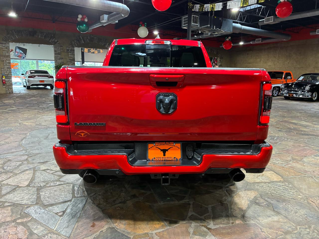 RAM 1500 Laramie 4x2 Crew Cab 5'7" Box 2020