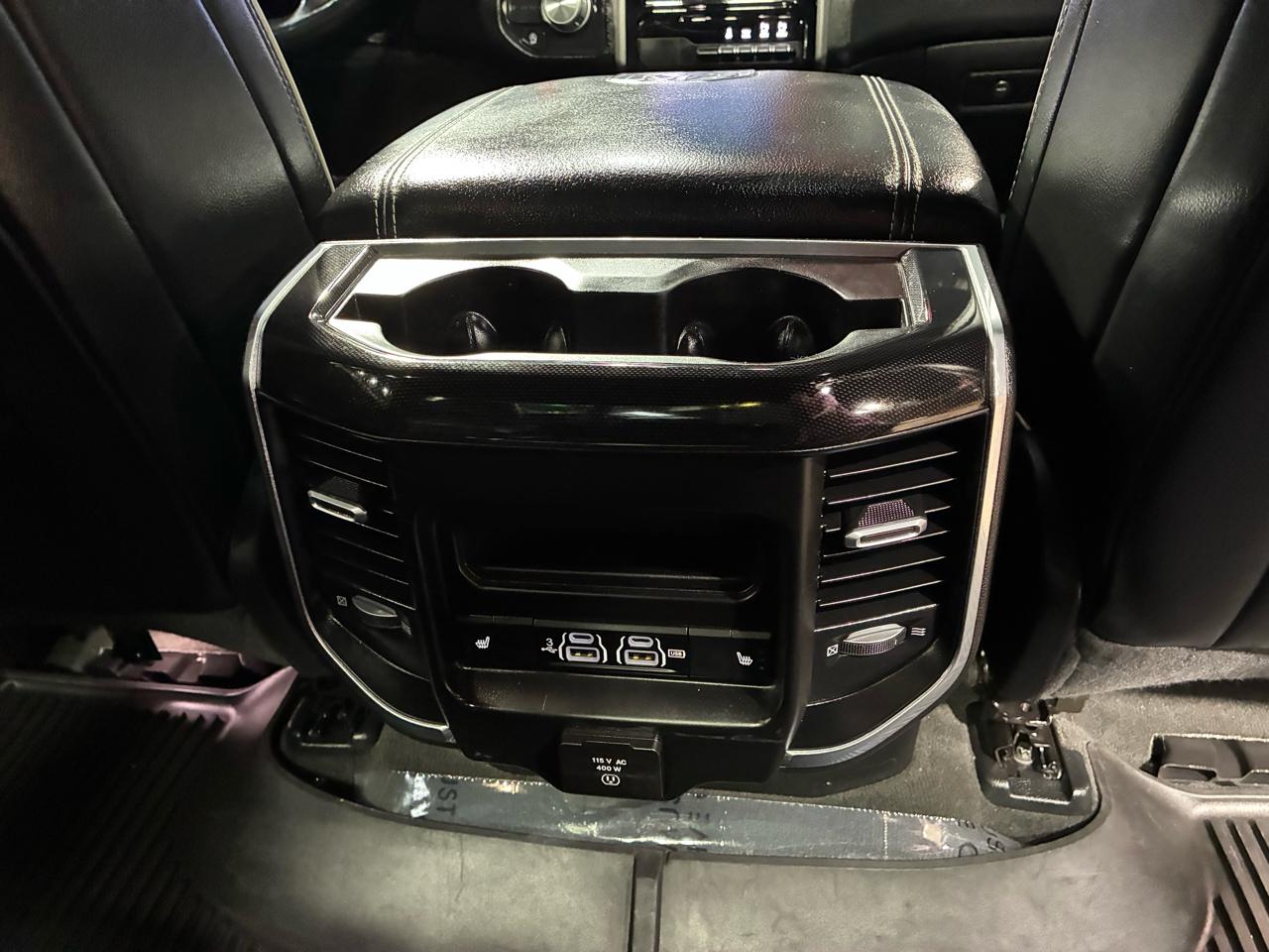 RAM 1500 Laramie 4x2 Crew Cab 5'7" Box 2020