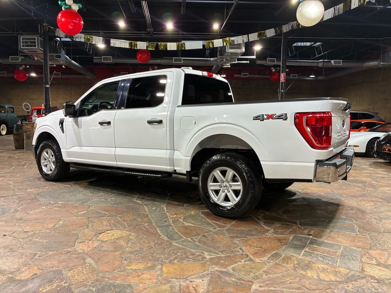 Ford F-150 4WD SuperCab 133" XLT 2022
