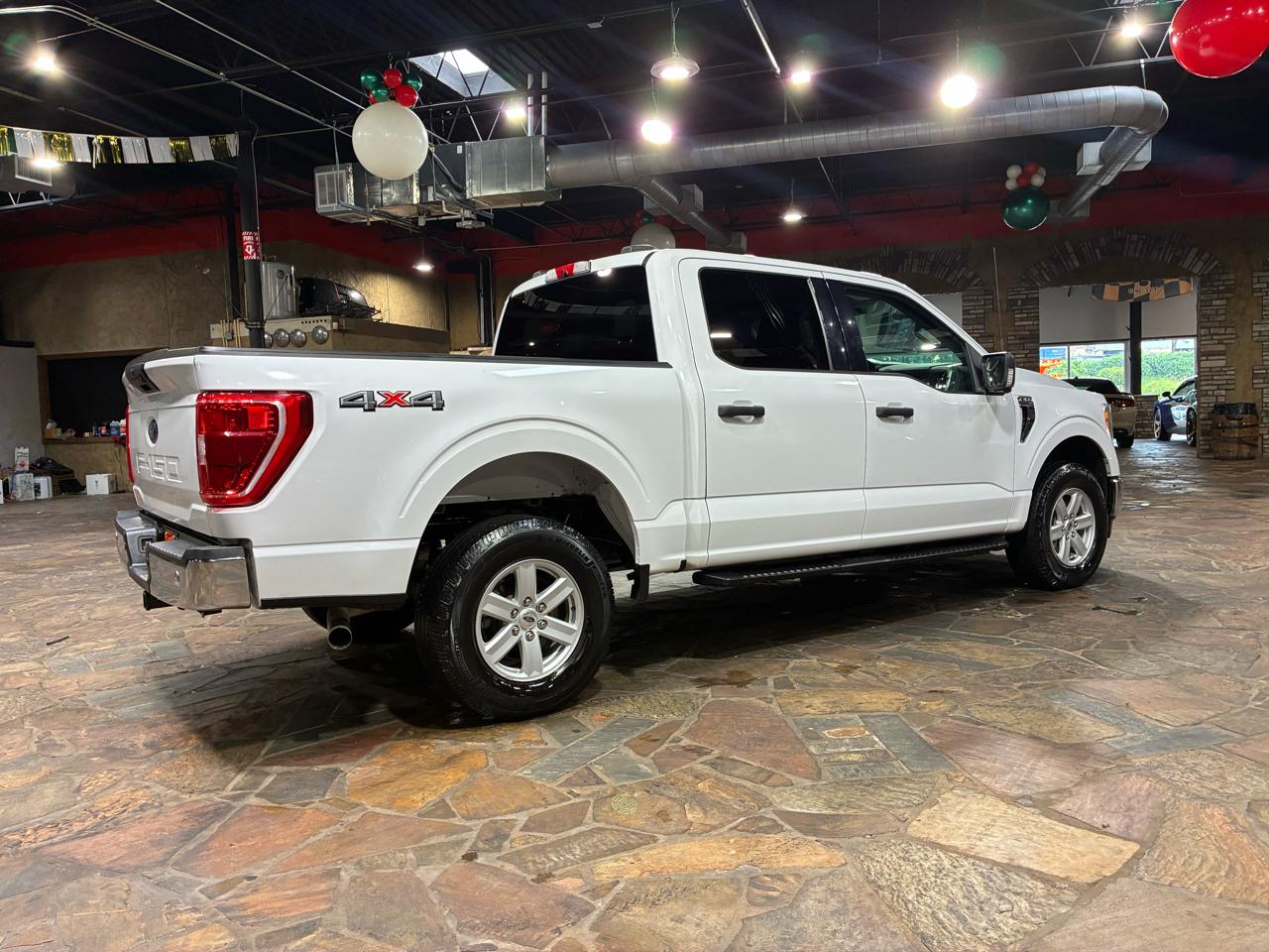 Ford F-150 4WD SuperCab 133" XLT 2022