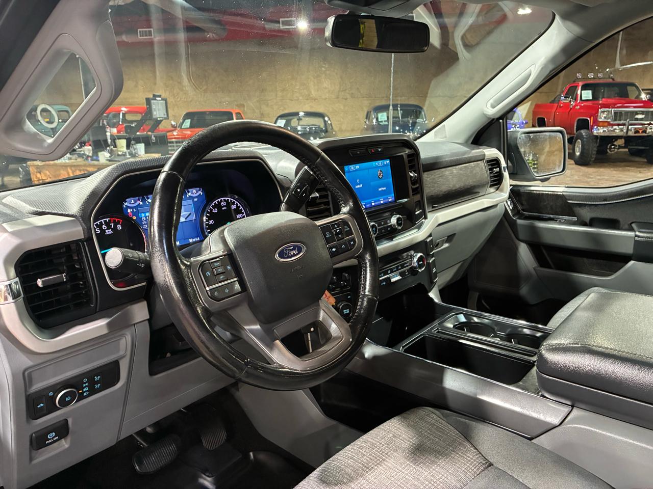 Ford F-150 4WD SuperCab 133" XLT 2022
