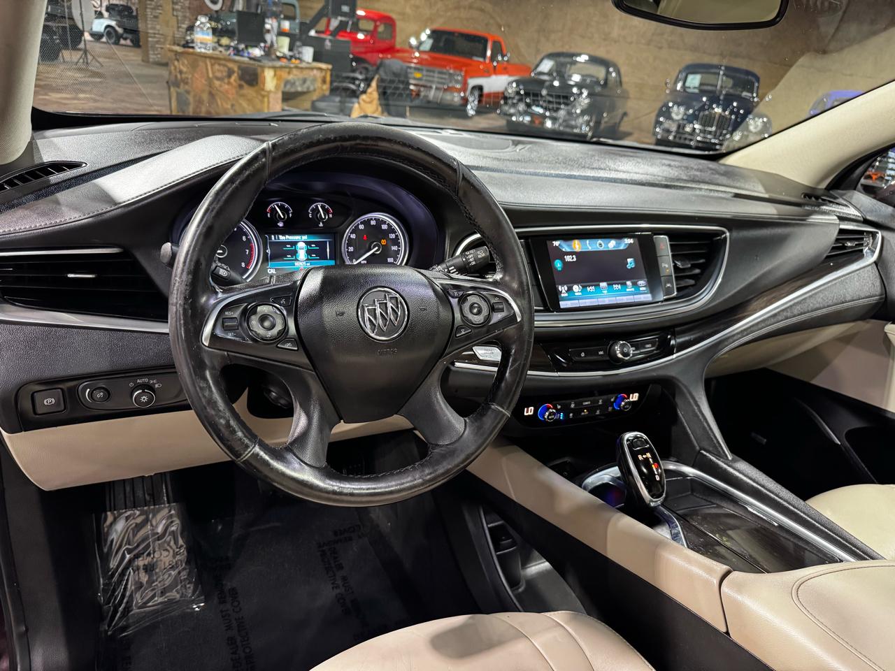 Buick Enclave FWD 4dr Premium 2018