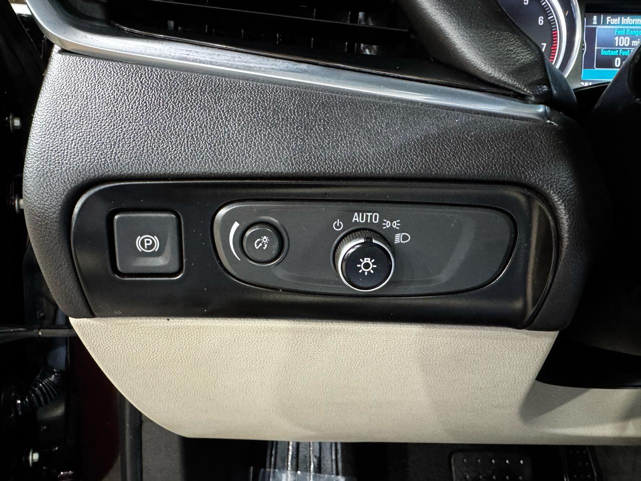 Buick Enclave FWD 4dr Premium 2018