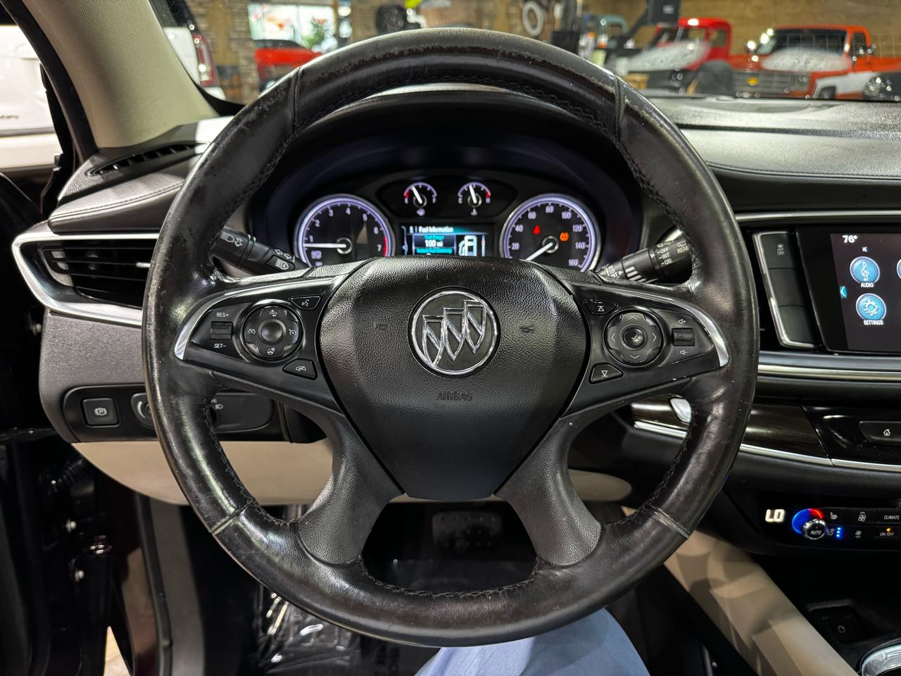 Buick Enclave FWD 4dr Premium 2018