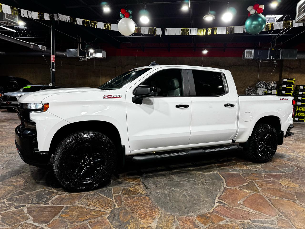 Chevrolet Silverado 1500 4WD Crew Cab 147" LT Trail Boss 2019
