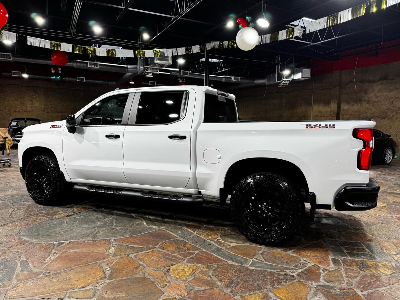 Chevrolet Silverado 1500 4WD Crew Cab 147" LT Trail Boss 2019