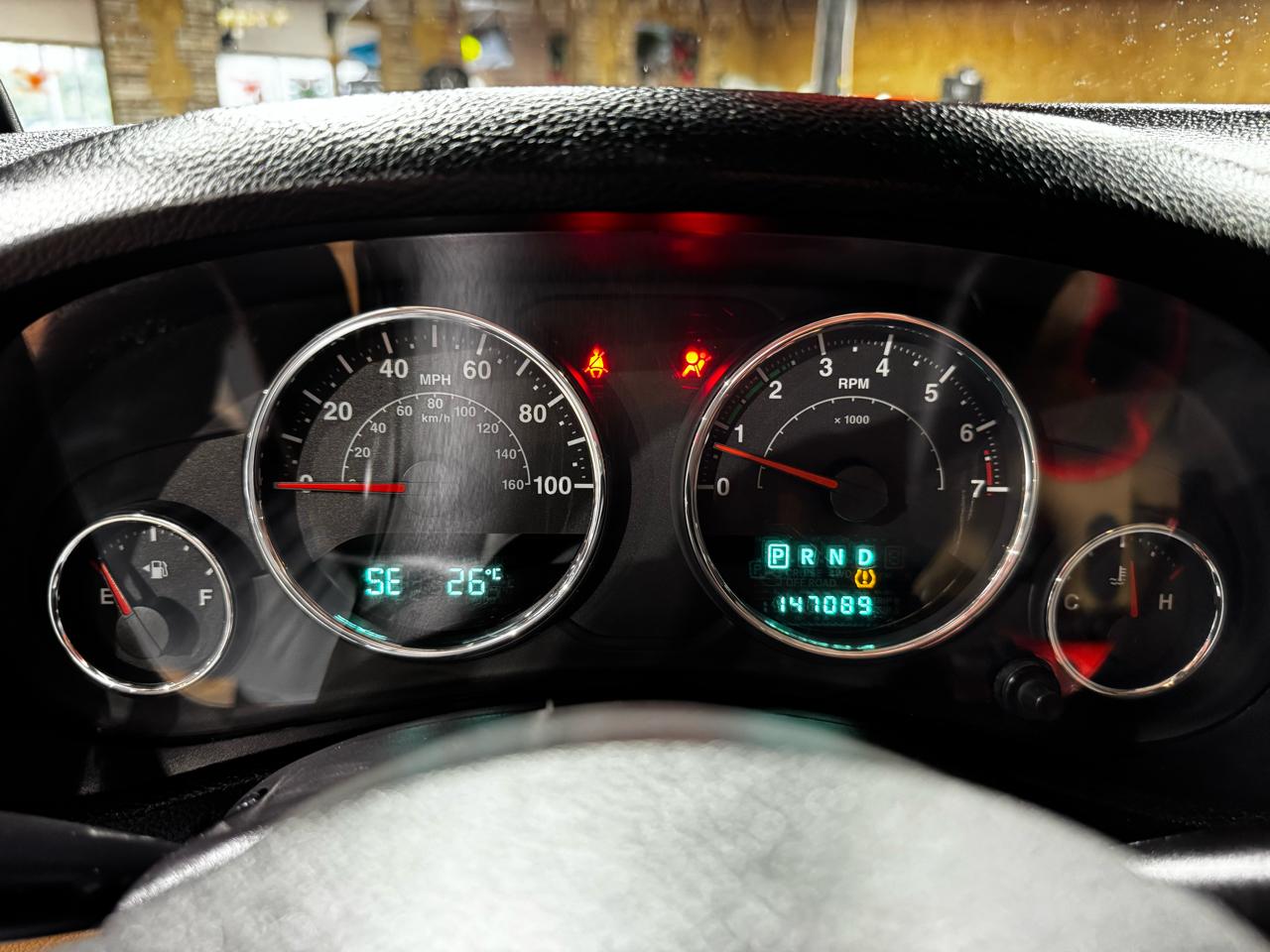 Jeep Wrangler Unlimited 4WD 4dr Sahara 2012
