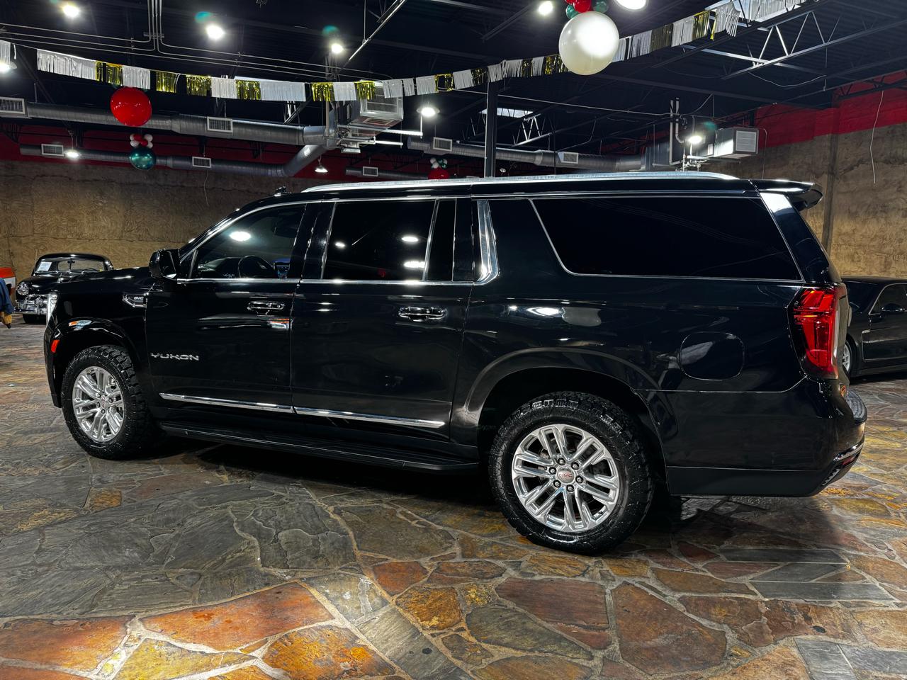 GMC Yukon XL 2WD 4dr SLT 2021