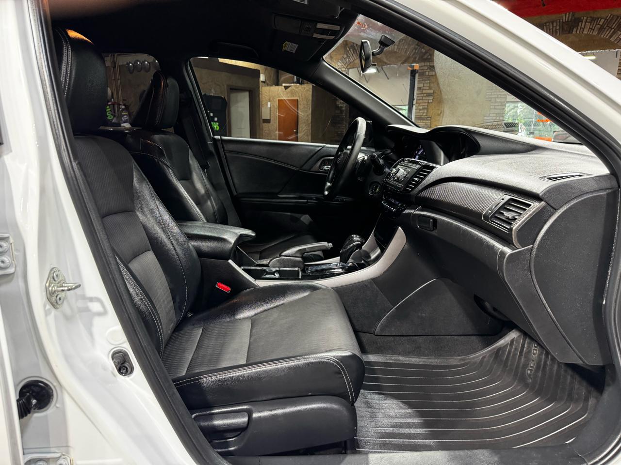 Honda Accord Sedan 4dr I4 CVT Sport 2016