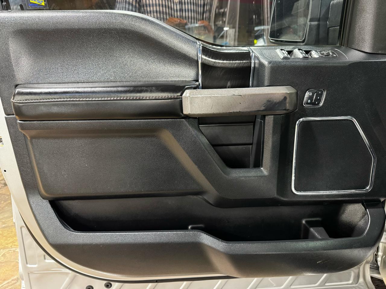 Ford F-150 Platinum 4WD SuperCrew 5.5' Box 2018