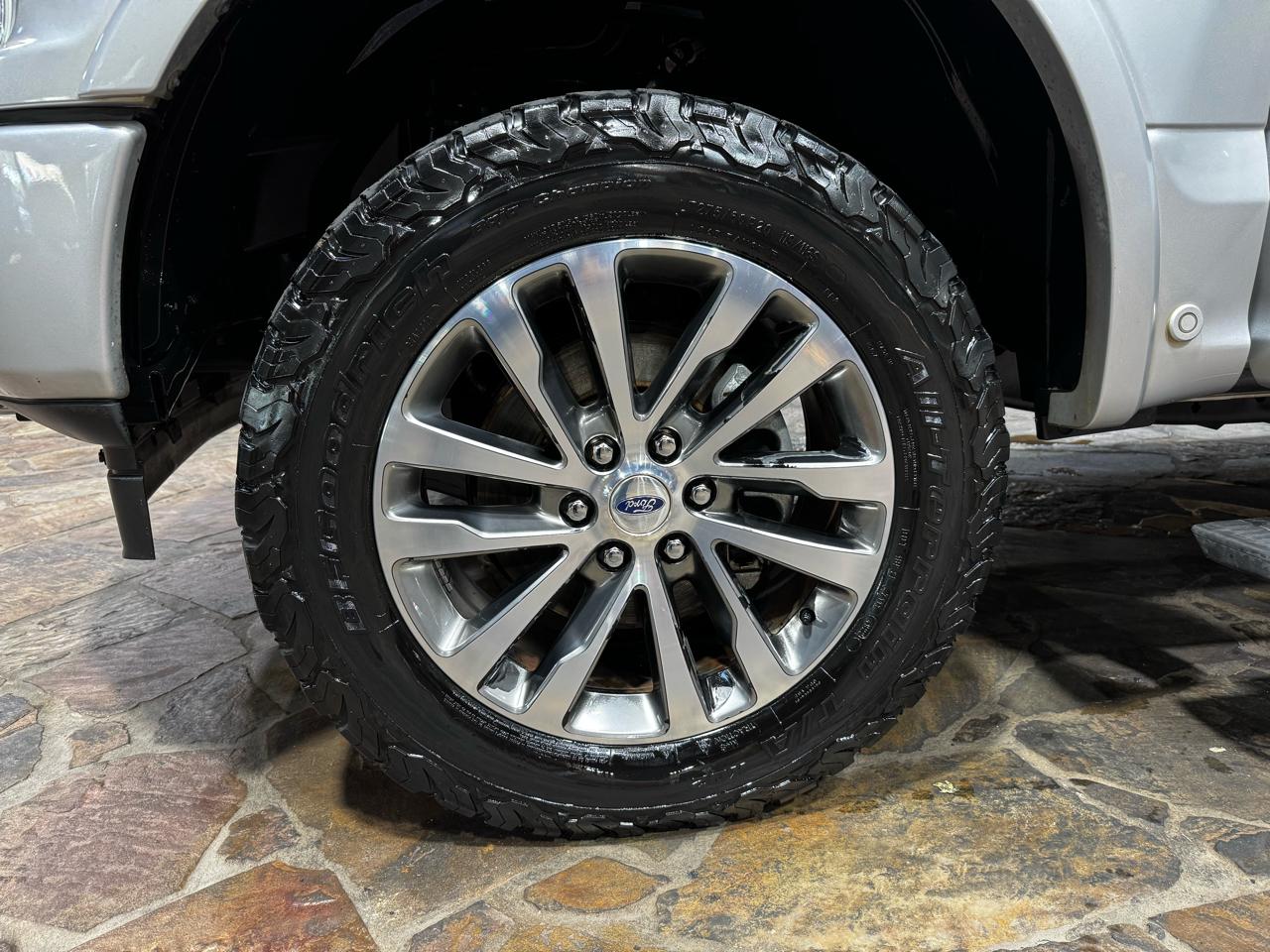 Ford F-150 Platinum 4WD SuperCrew 5.5' Box 2018