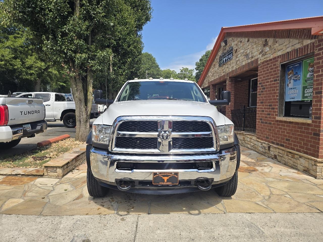 RAM 5500 Chassis Cab Tradesman 4x4 Crew Cab 60" CA 173.4" WB 2018