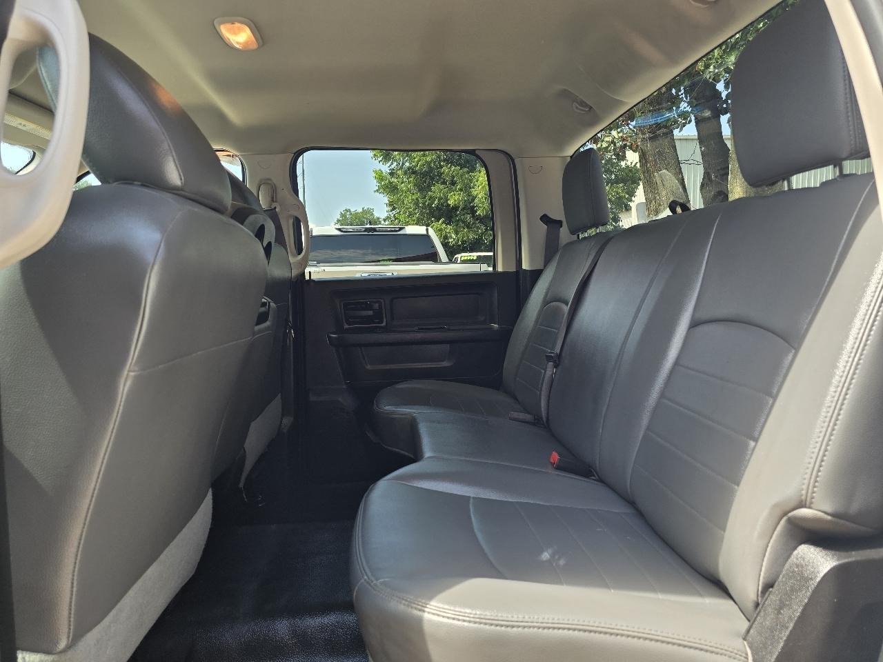 RAM 5500 Chassis Cab Tradesman 4x4 Crew Cab 60" CA 173.4" WB 2018