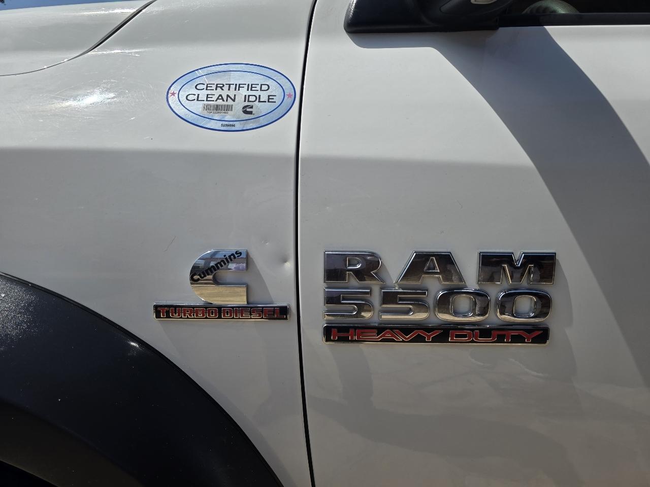 RAM 5500 Chassis Cab Tradesman 4x4 Crew Cab 60" CA 173.4" WB 2018