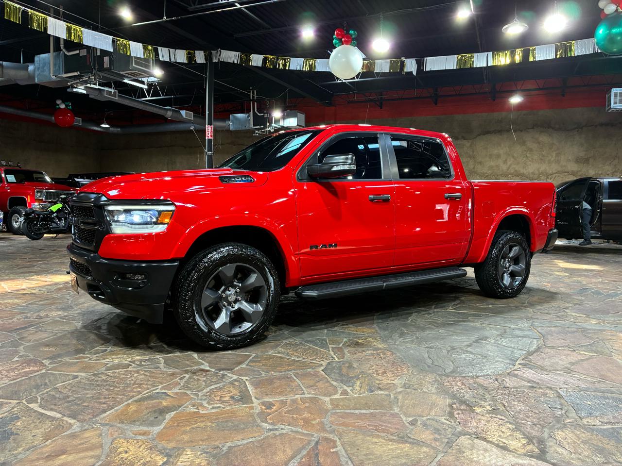 RAM 1500 Big Horn 4x4 Crew Cab 5'7" Box 2021
