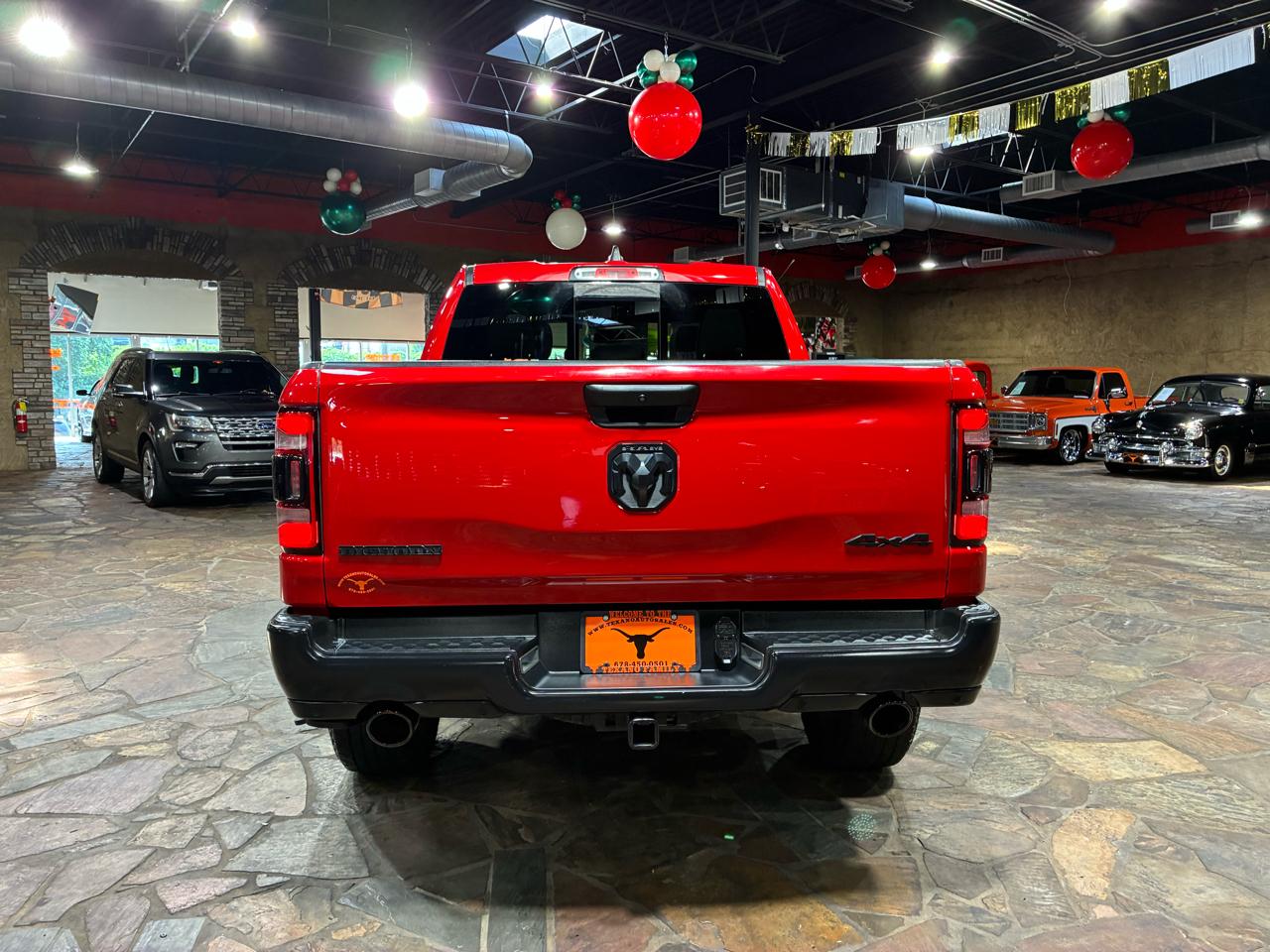RAM 1500 Big Horn 4x4 Crew Cab 5'7" Box 2021