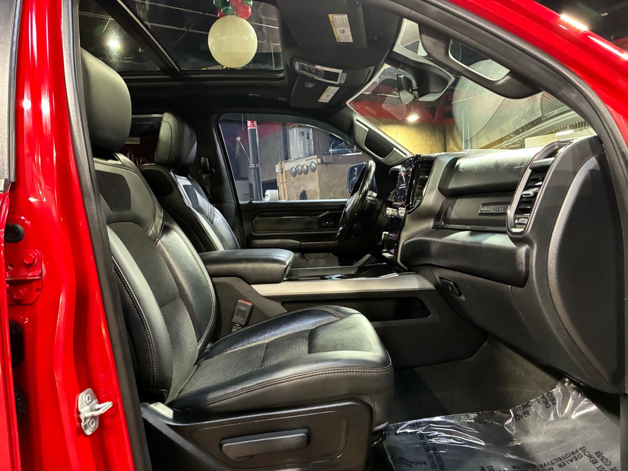 RAM 1500 Big Horn 4x4 Crew Cab 5'7" Box 2021