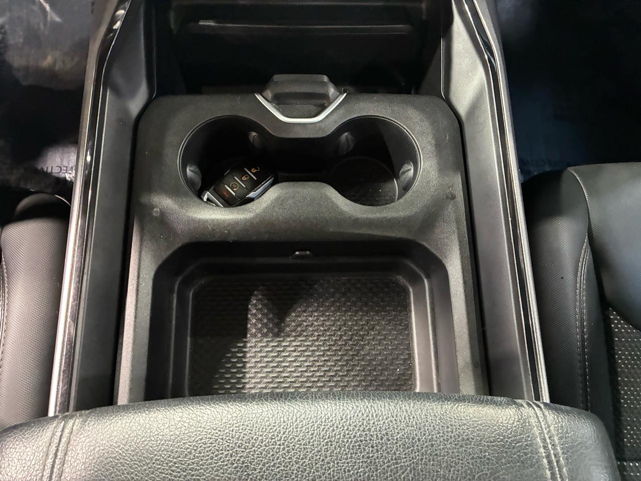 RAM 1500 Big Horn 4x4 Crew Cab 5'7" Box 2021