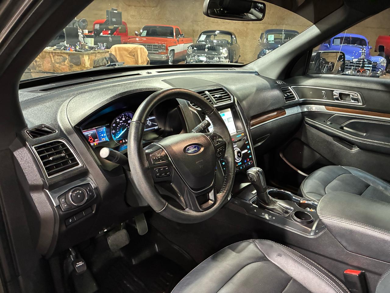 Ford Explorer Limited FWD 2018