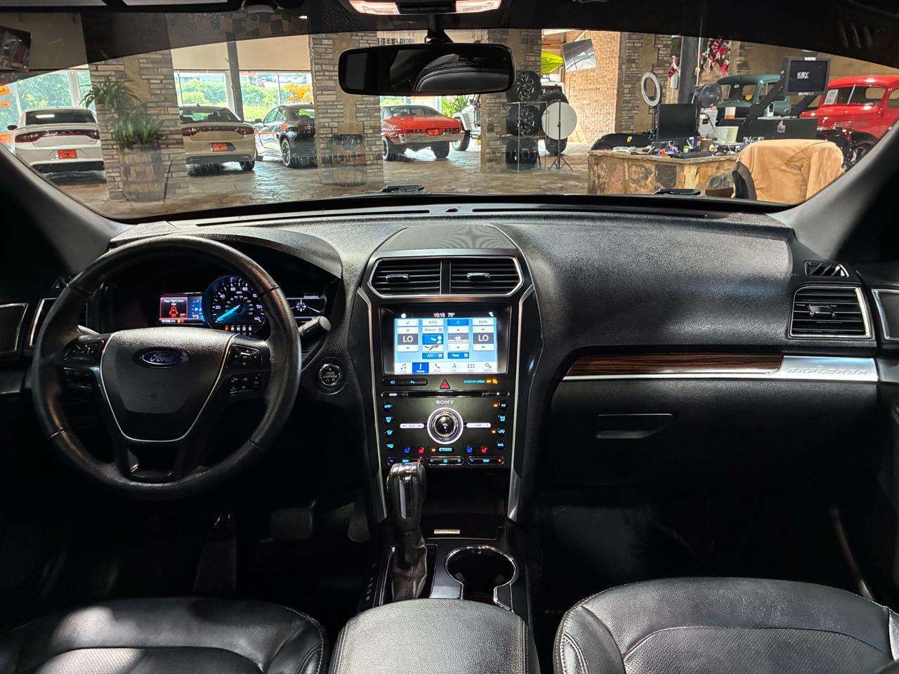Ford Explorer Limited FWD 2018