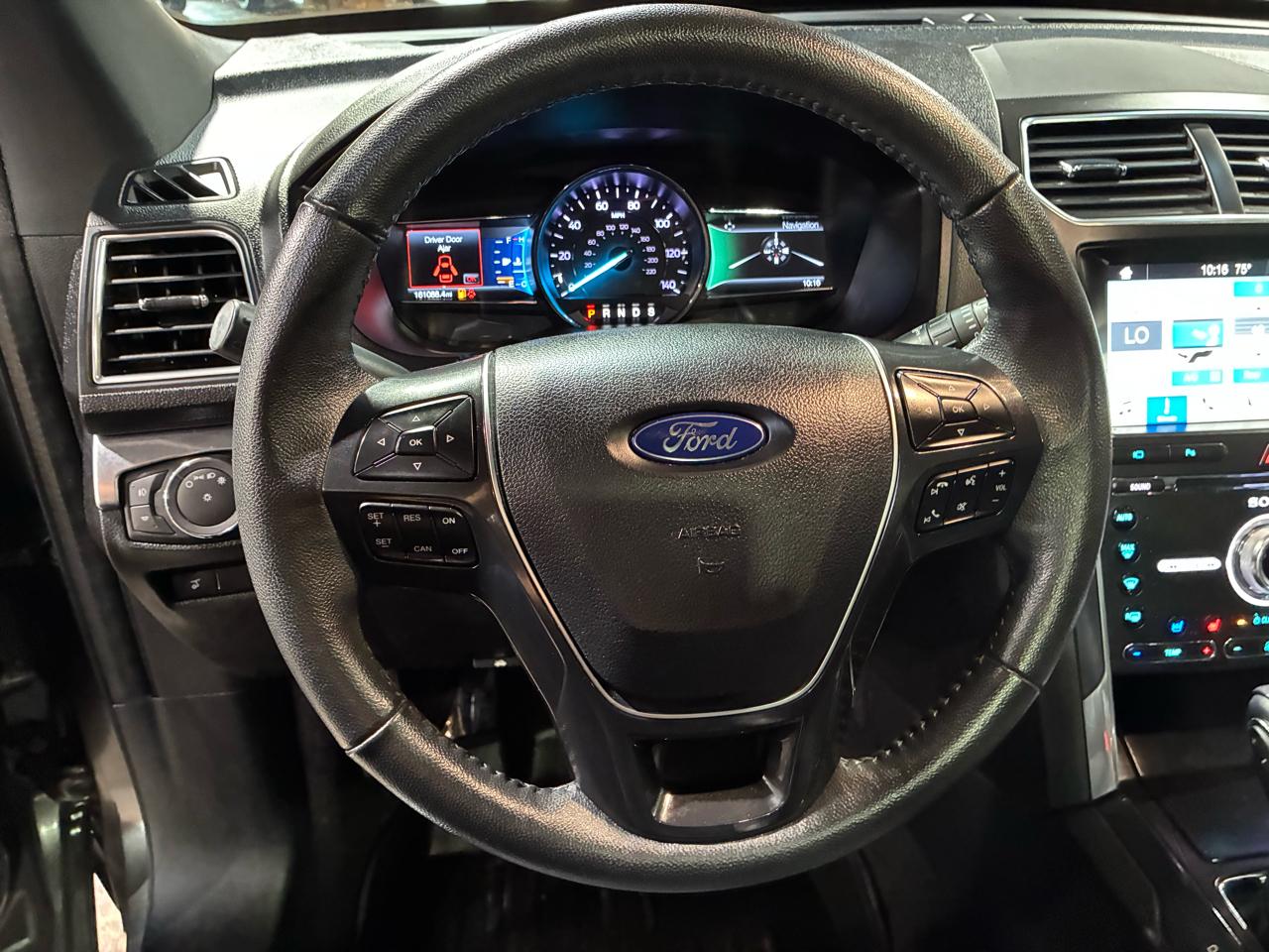 Ford Explorer Limited FWD 2018