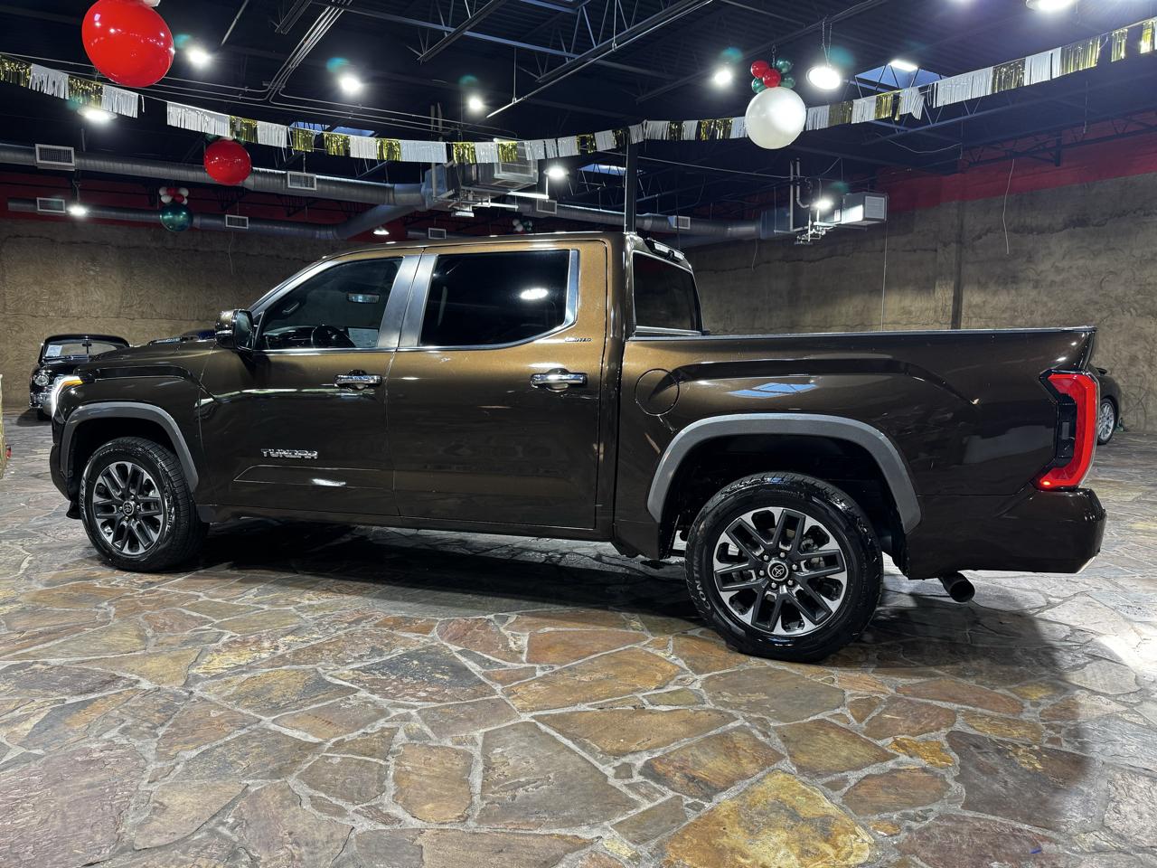 Toyota Tundra 4WD Limited Hybrid CrewMax 5.5' Bed (Natl) 2024