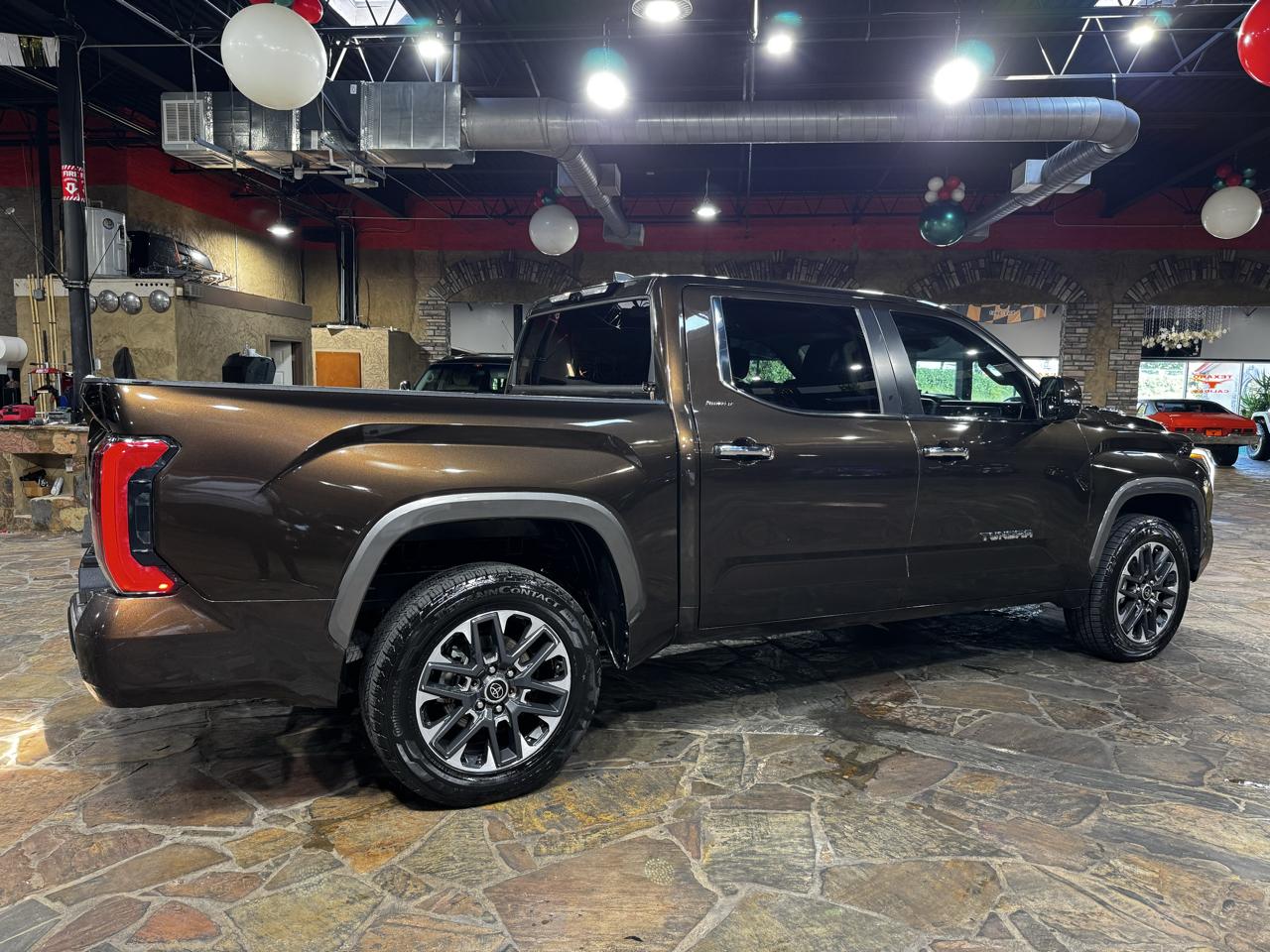 Toyota Tundra 4WD Limited Hybrid CrewMax 5.5' Bed (Natl) 2024