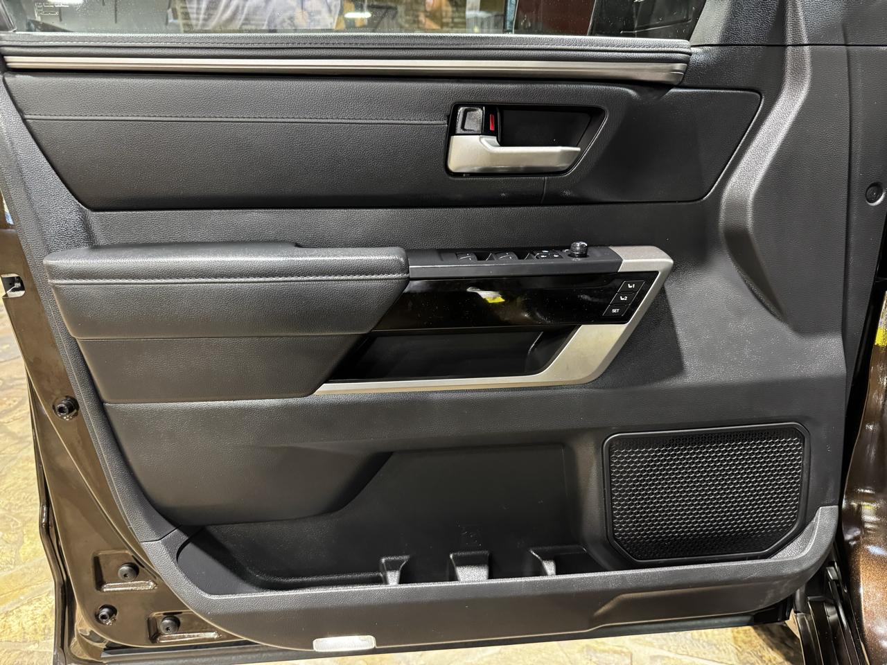 Toyota Tundra 4WD Limited Hybrid CrewMax 5.5' Bed (Natl) 2024