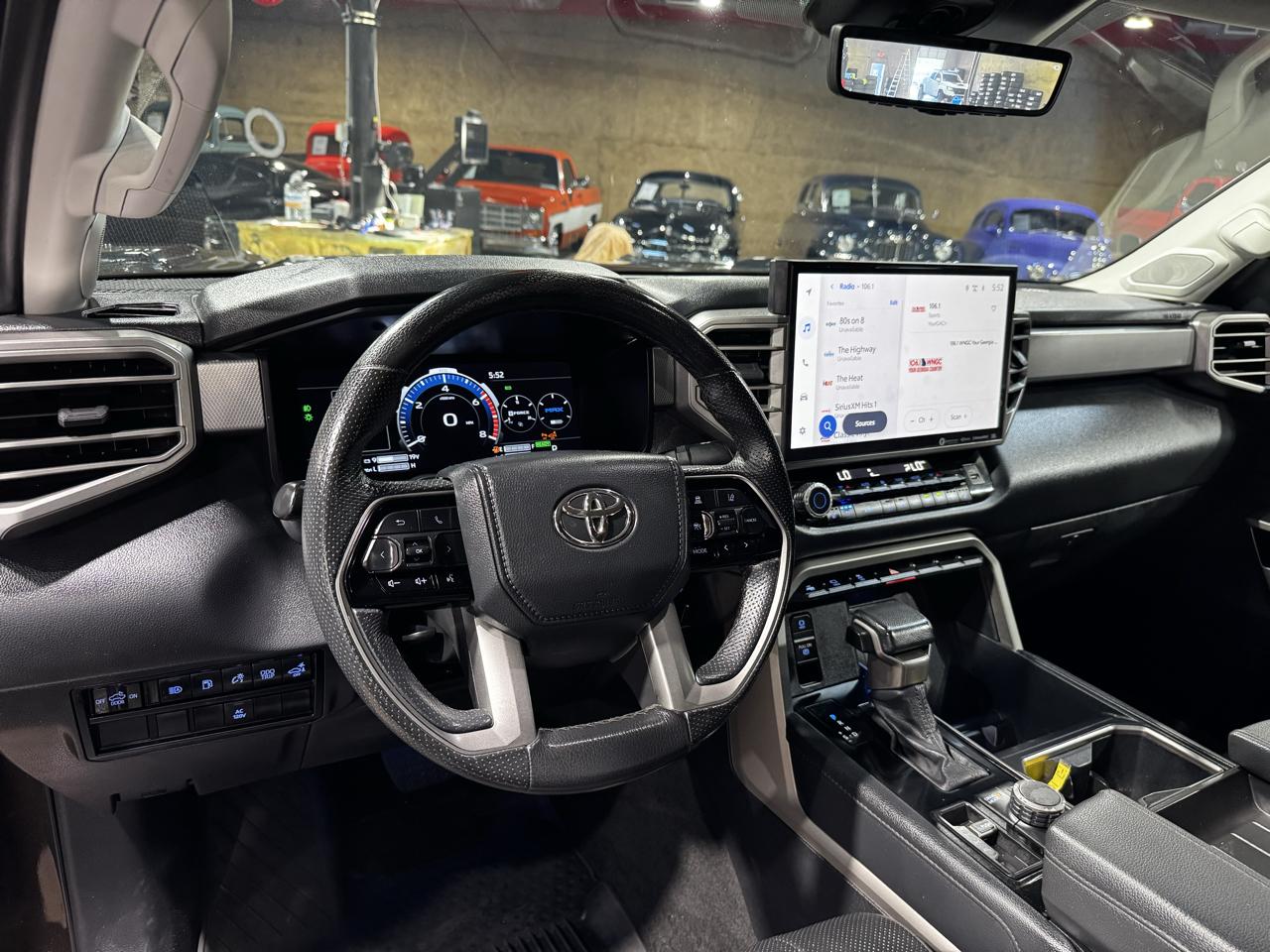 Toyota Tundra 4WD Limited Hybrid CrewMax 5.5' Bed (Natl) 2024