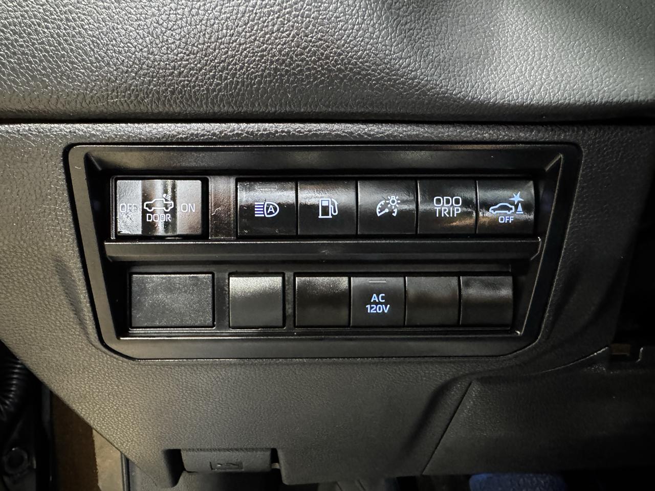 Toyota Tundra 4WD Limited Hybrid CrewMax 5.5' Bed (Natl) 2024