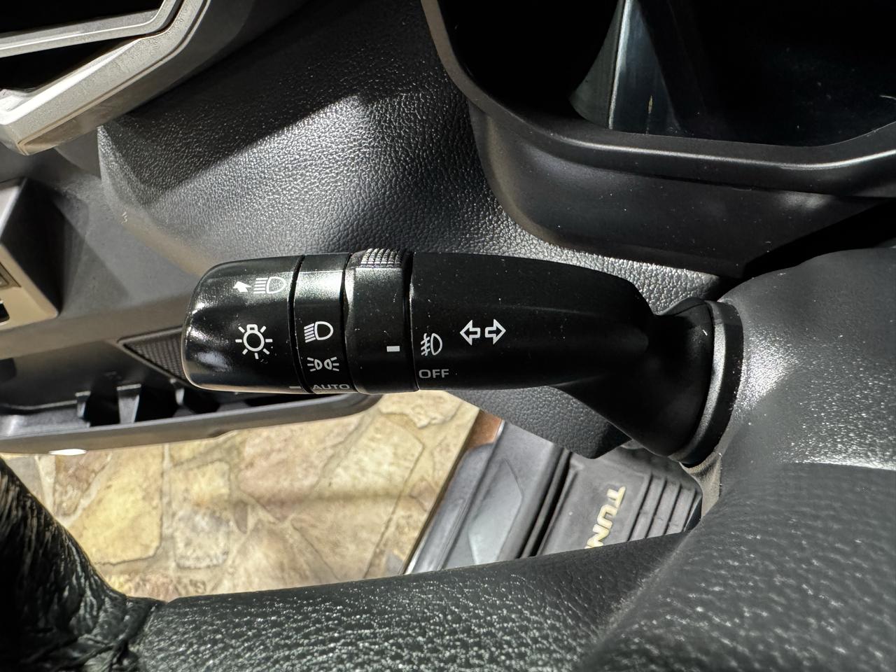 Toyota Tundra 4WD Limited Hybrid CrewMax 5.5' Bed (Natl) 2024