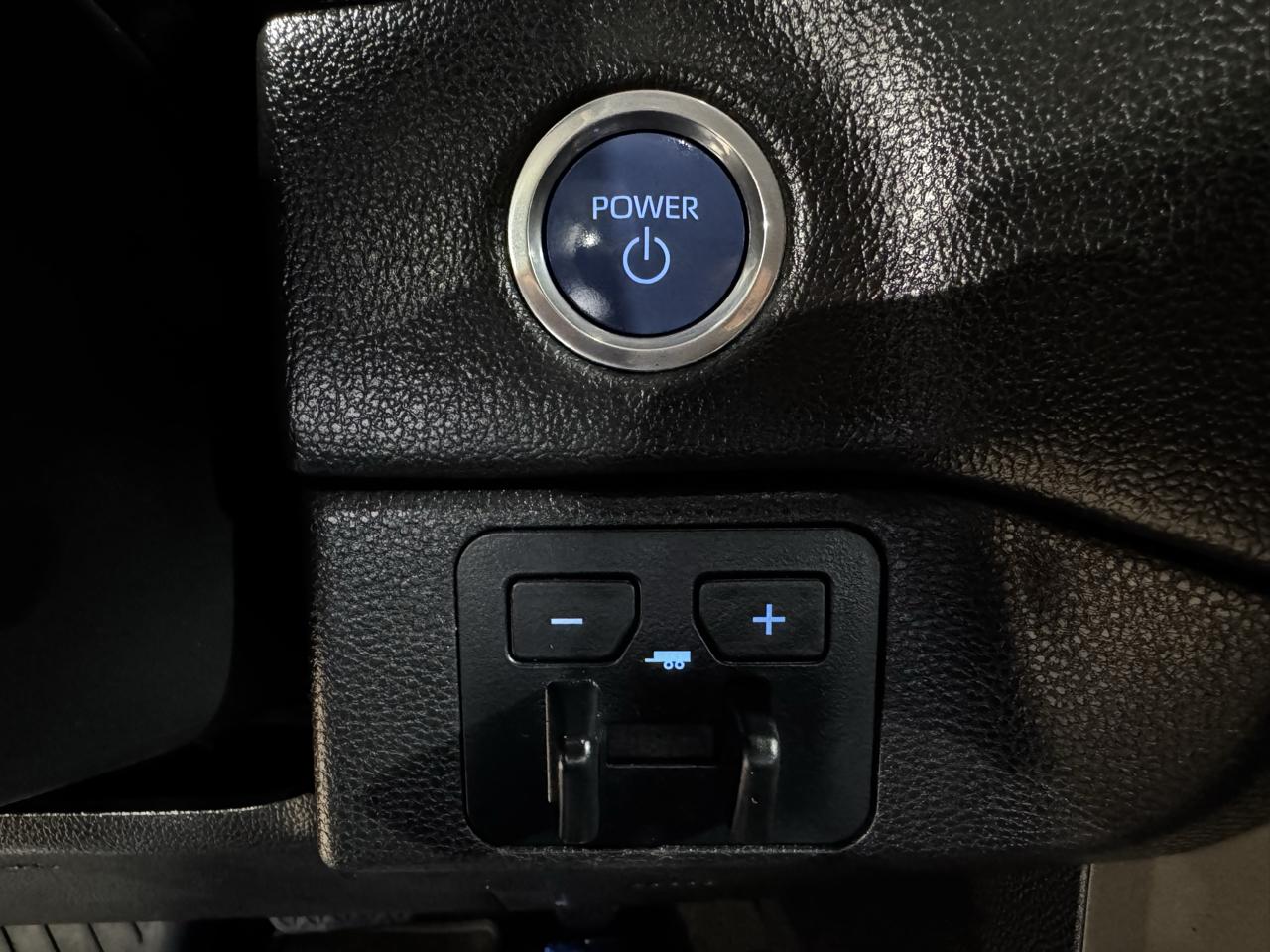 Toyota Tundra 4WD Limited Hybrid CrewMax 5.5' Bed (Natl) 2024