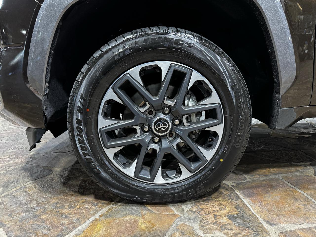 Toyota Tundra 4WD Limited Hybrid CrewMax 5.5' Bed (Natl) 2024
