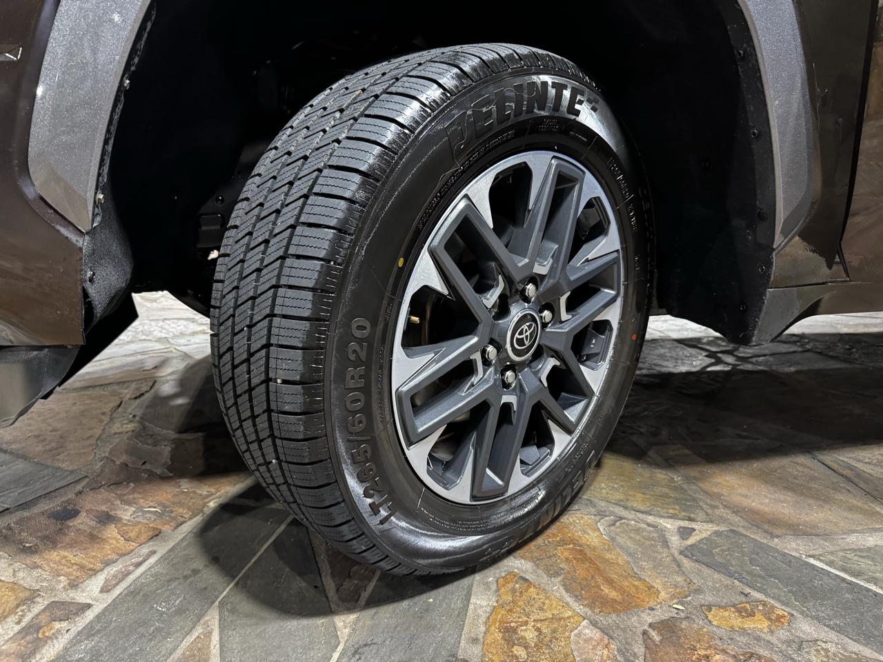 Toyota Tundra 4WD Limited Hybrid CrewMax 5.5' Bed (Natl) 2024
