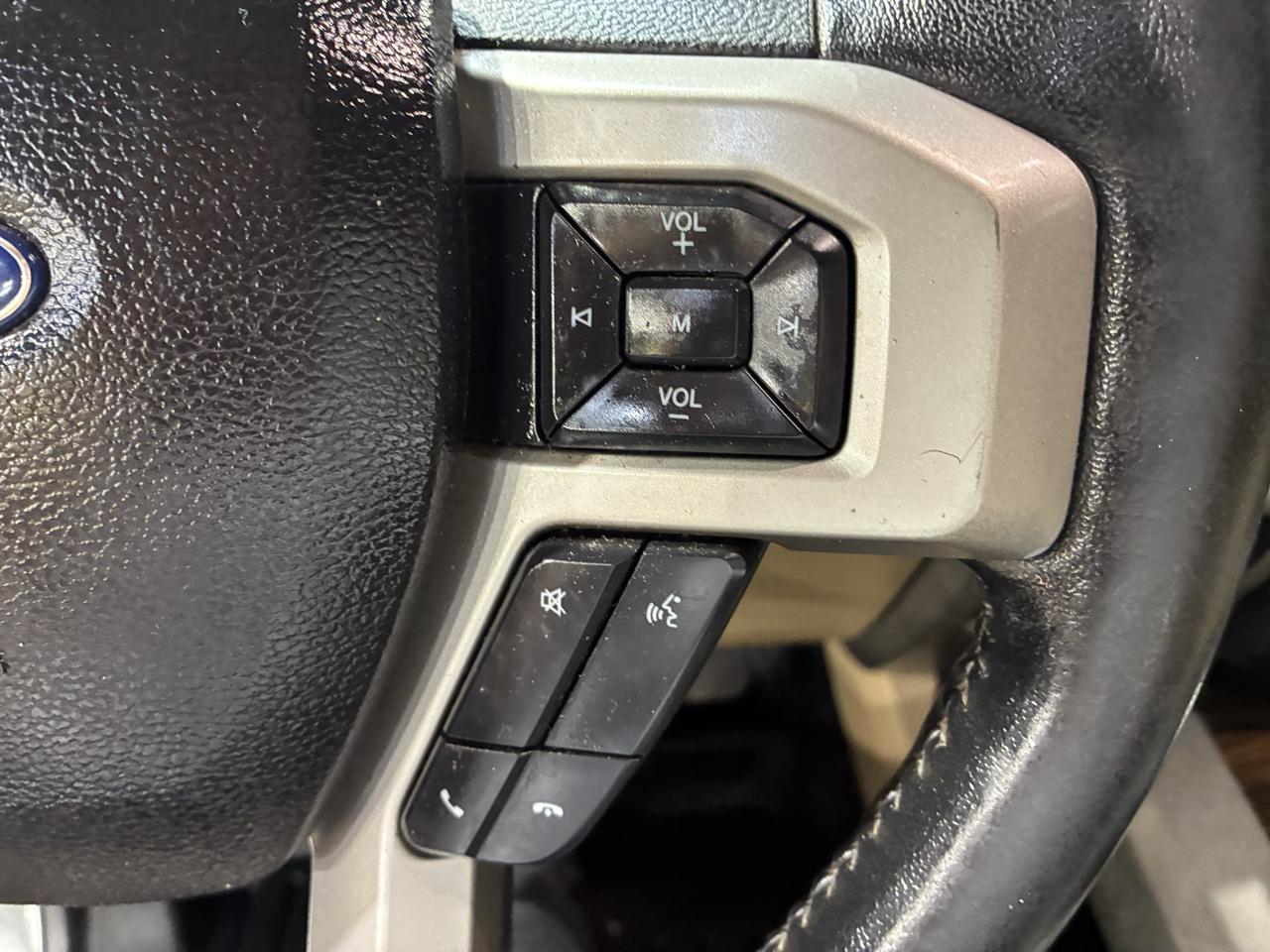 Ford F-150 2WD Supercab 133" Lariat 2017