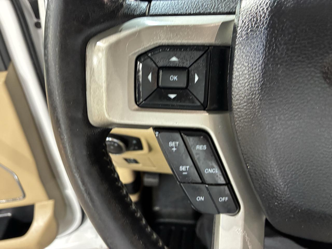 Ford F-150 2WD Supercab 133" Lariat 2017