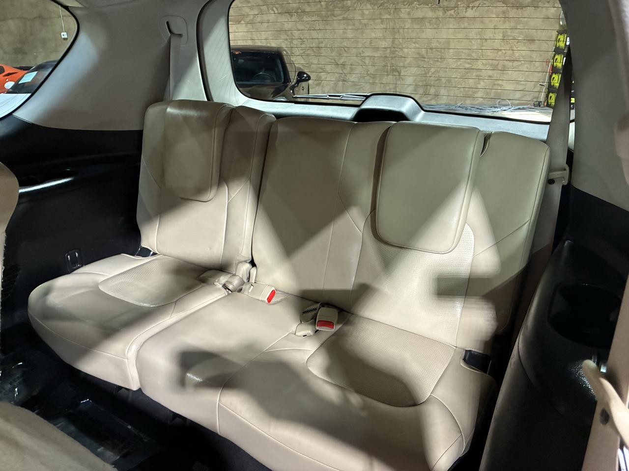 Nissan Armada 4x2 SL 2017