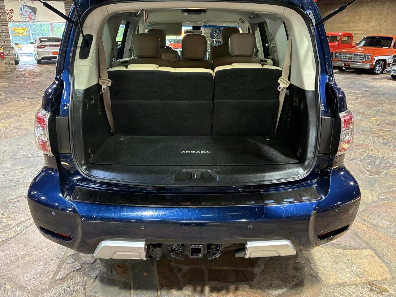 Nissan Armada 4x2 SL 2017