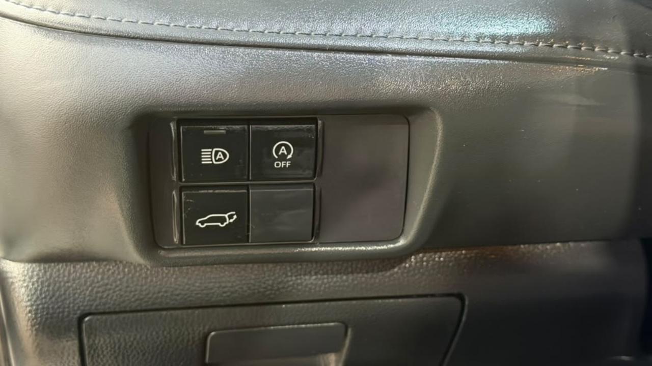 Toyota Highlander Platinum AWD (Natl) 2023