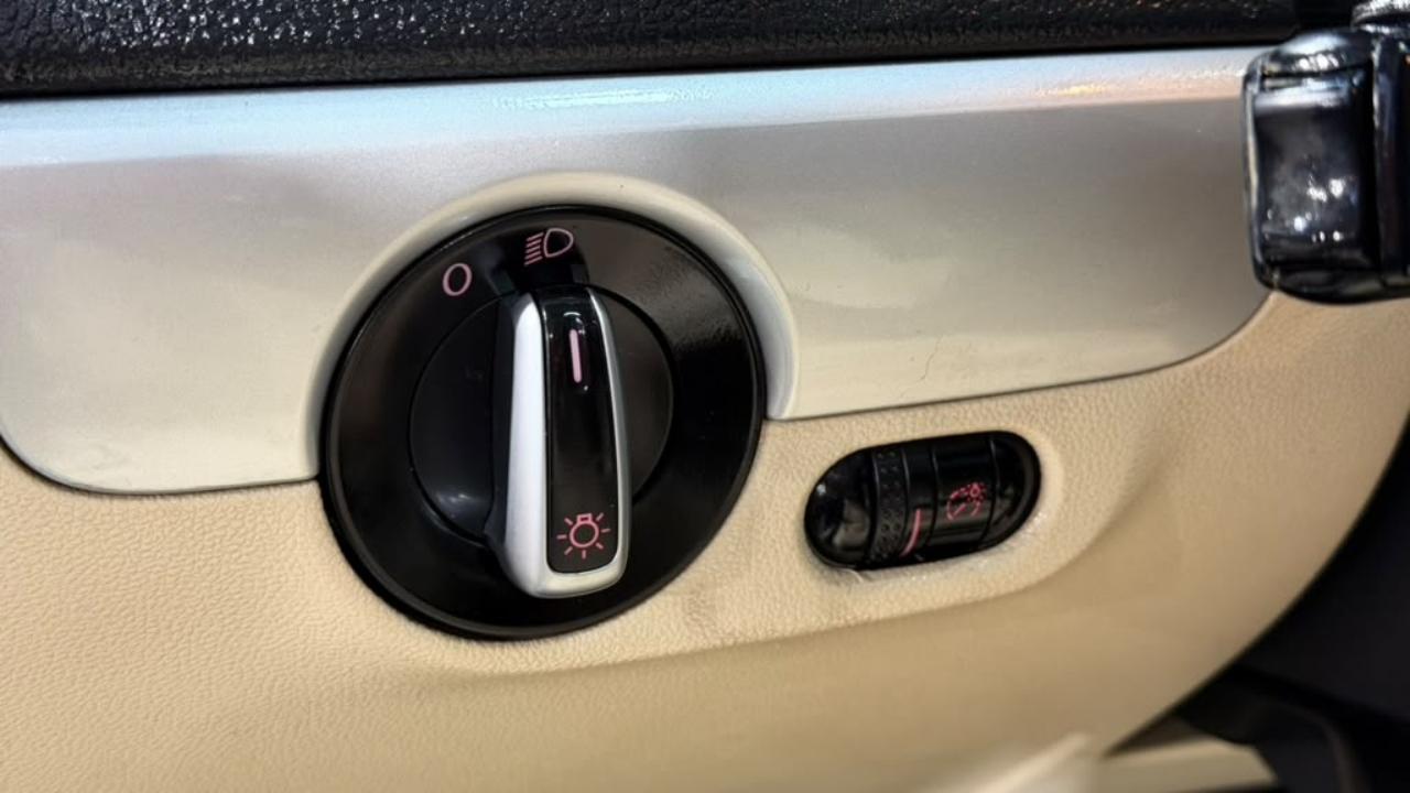 Volkswagen Jetta Sedan 4dr Auto SE PZEV 2013