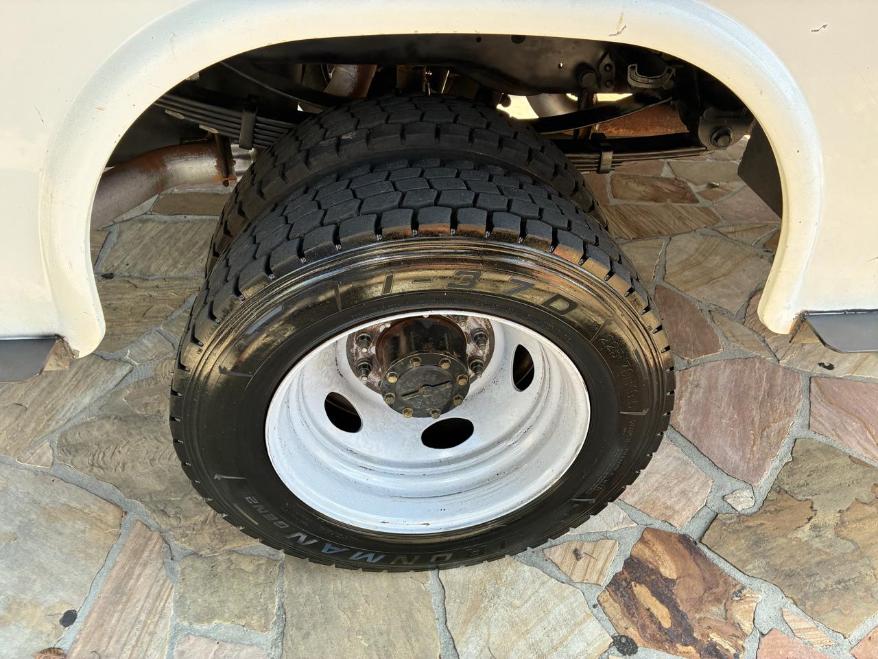 Ford Super Duty F-450 DRW 2WD Crew Cab 172" XL 2021
