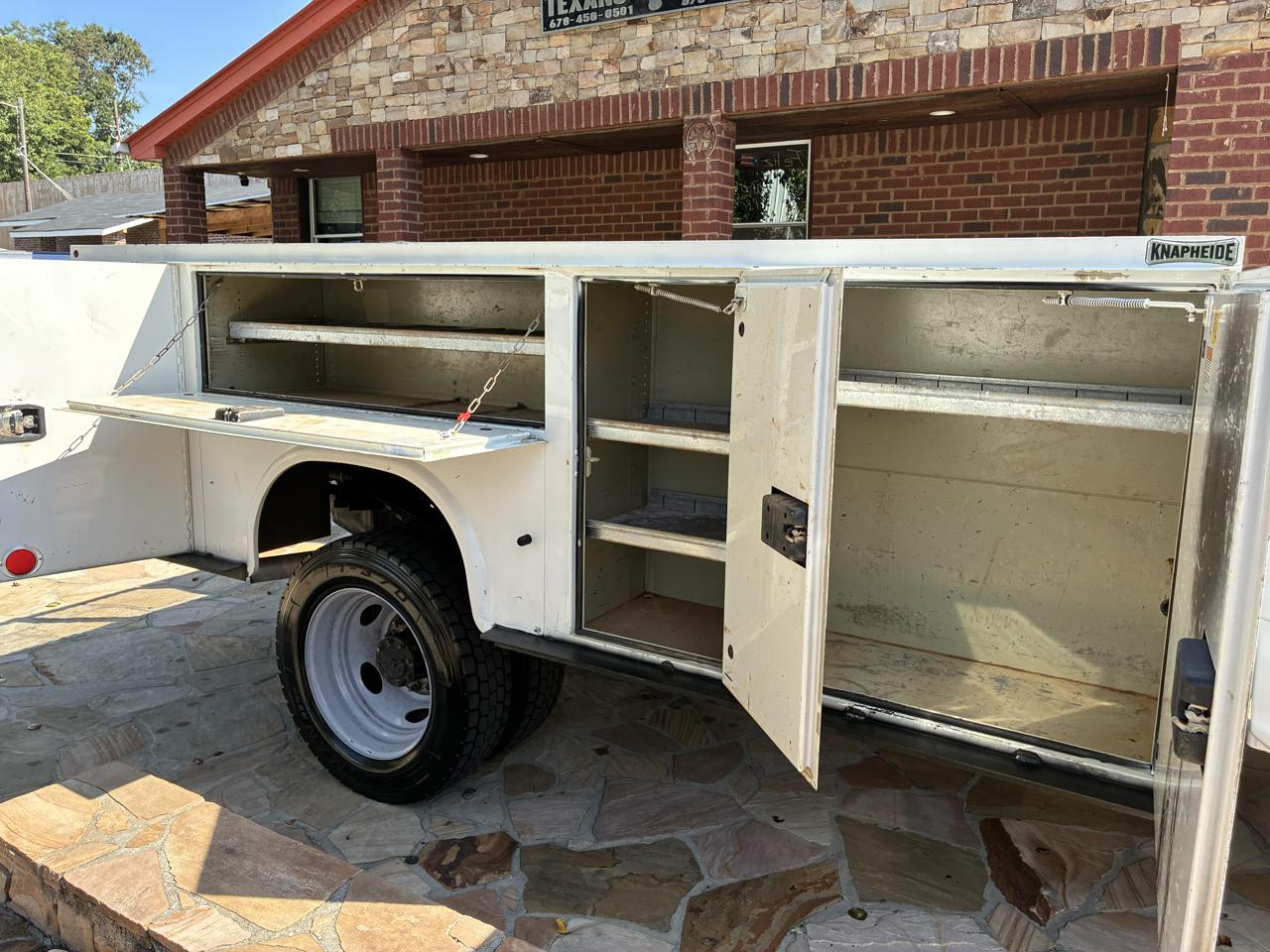 Ford Super Duty F-450 DRW 2WD Crew Cab 172" XL 2021