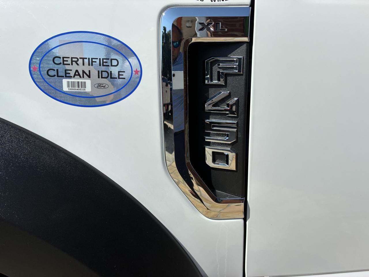 Ford Super Duty F-450 DRW 2WD Crew Cab 172" XL 2021