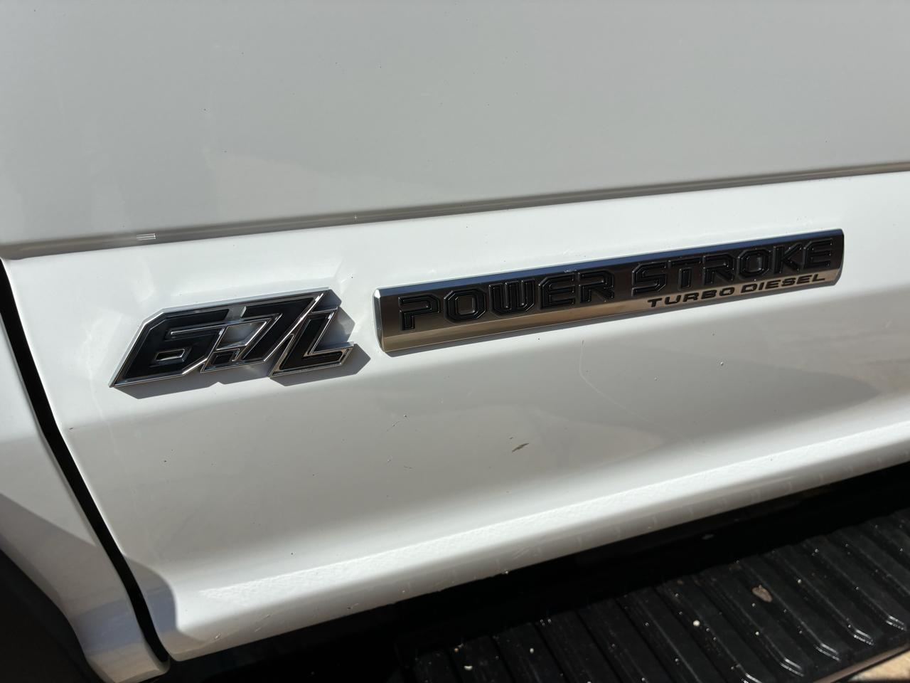Ford Super Duty F-450 DRW 2WD Crew Cab 172" XL 2021