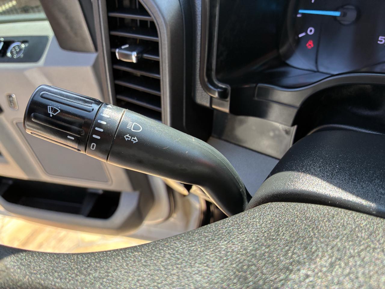 Ford Super Duty F-450 DRW 2WD Crew Cab 172" XL 2021