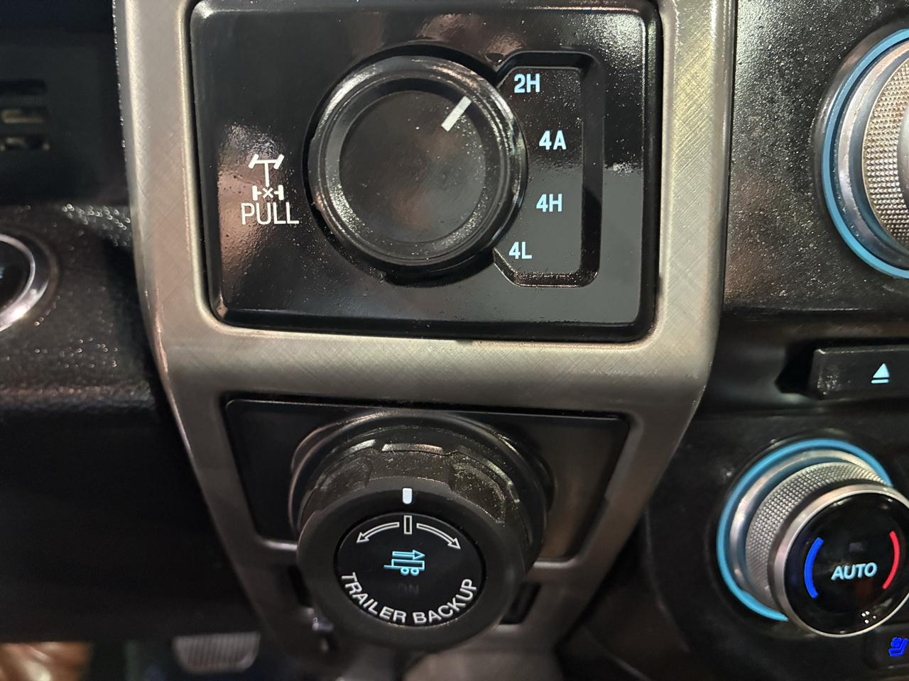 Ford F-150 Limited 4WD SuperCrew 5.5' Box 2018