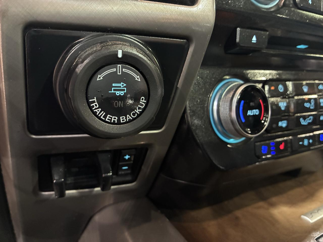 Ford F-150 Limited 4WD SuperCrew 5.5' Box 2018