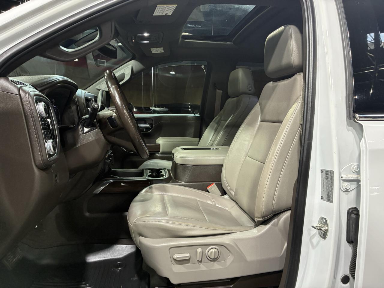 GMC Sierra 1500 4WD Crew Cab 147" SLT 2019